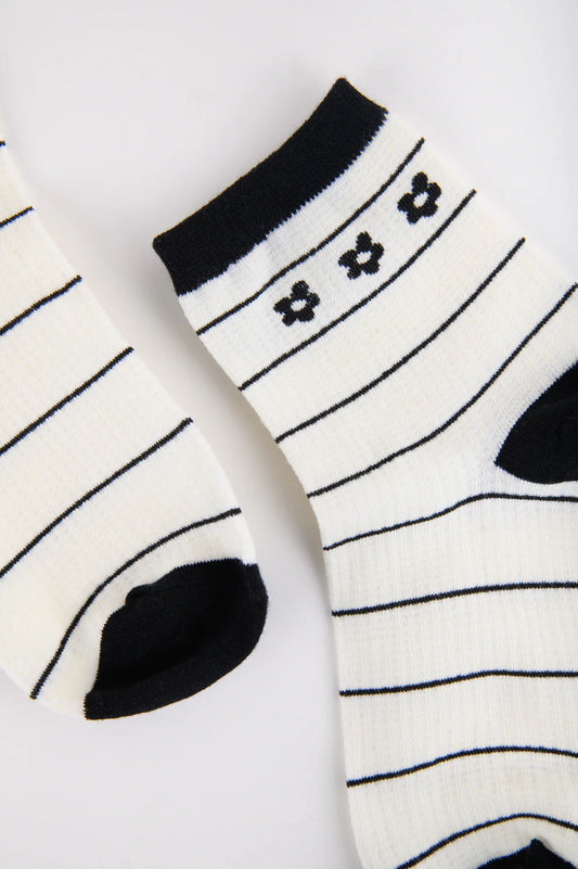 Sokken zwart-wit bloemetje