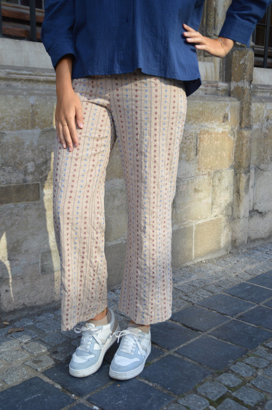 Beige broek bloemetjes