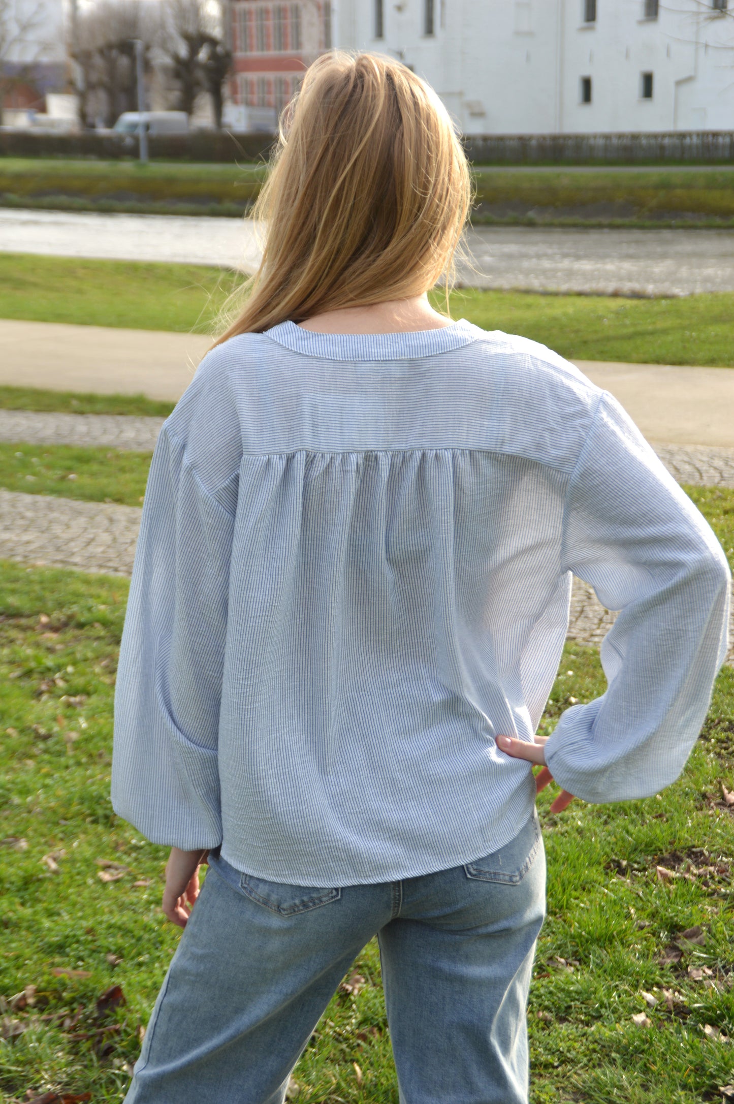 Gestreepte blouse met borduursel