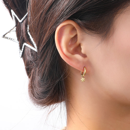 Oorbellen Simple Flower Hoop goud