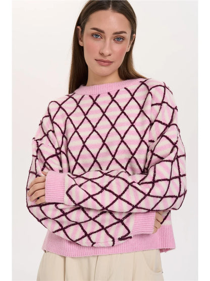 Roze trui met bordeaux patroon