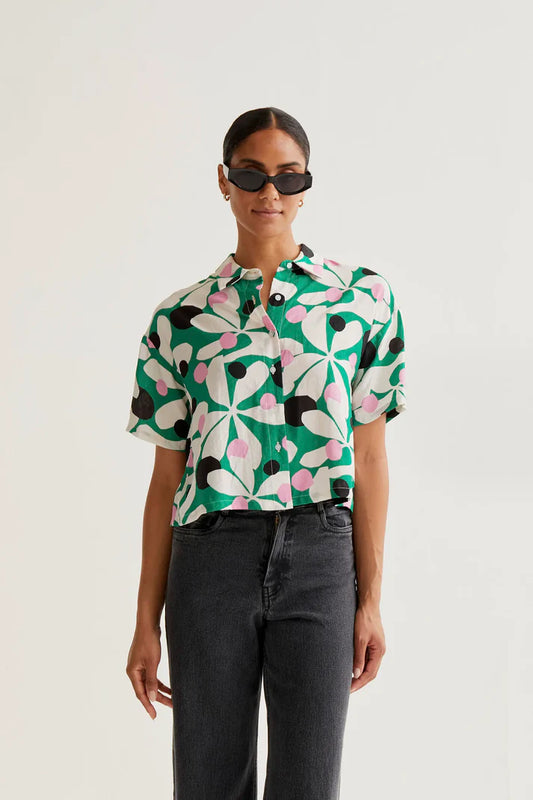 Groene blouse met bloemen