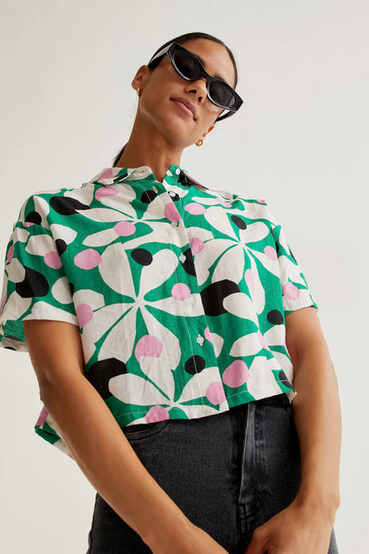 Groene blouse met bloemen