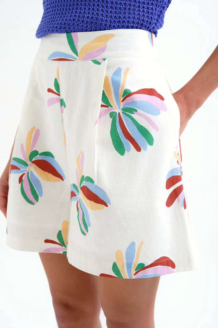 Short Mornarda