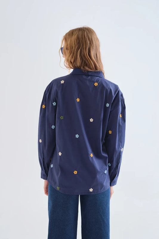 Blauwe blouse bloemetjes