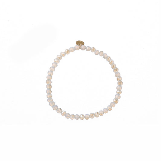 Armbandje pareltjes Milky White