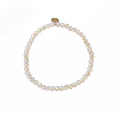 Armbandje parels Milky White