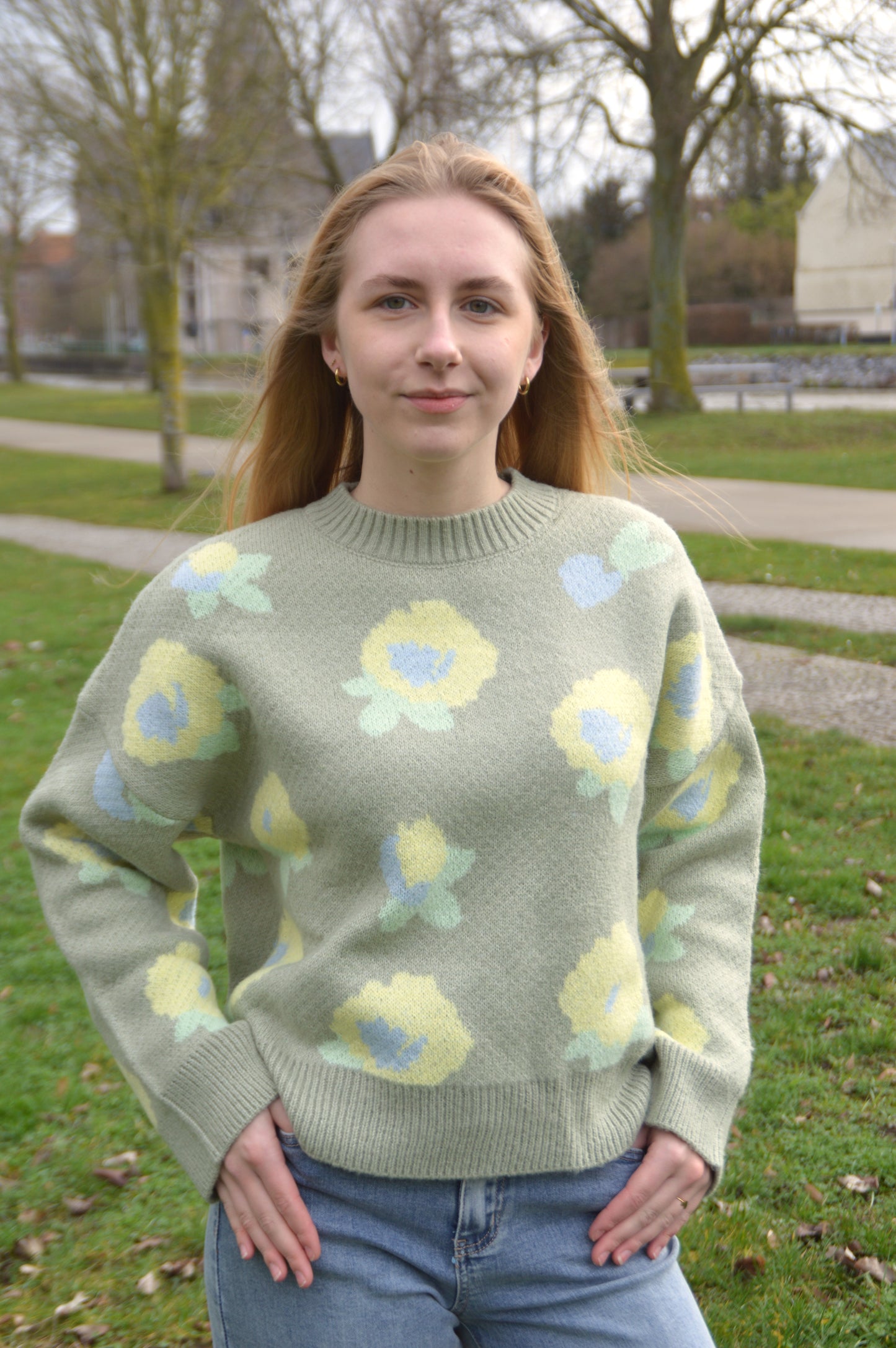 Groene trui bloemen