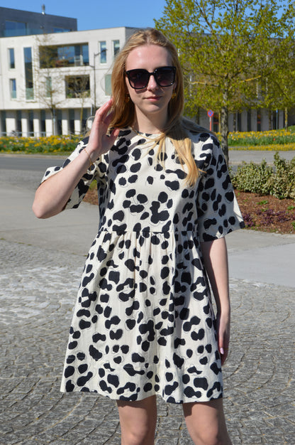 Kleedje dalmatiër print