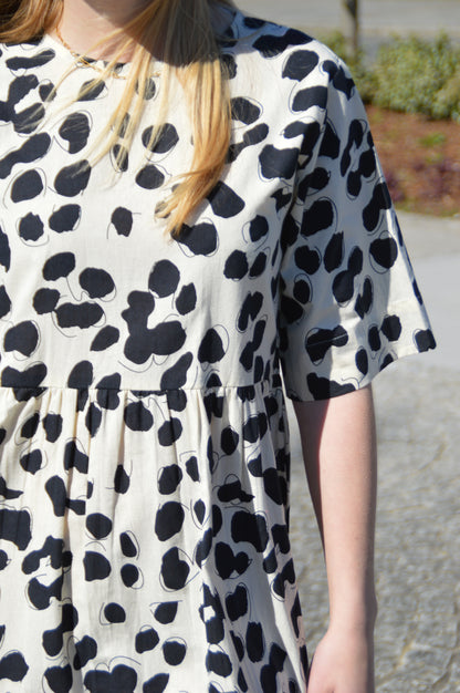 Kleedje dalmatiër print