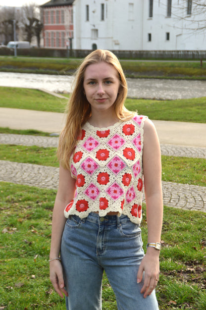 Gehaakt topje rood-roze