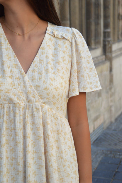 Kleedje gele bloemetjes