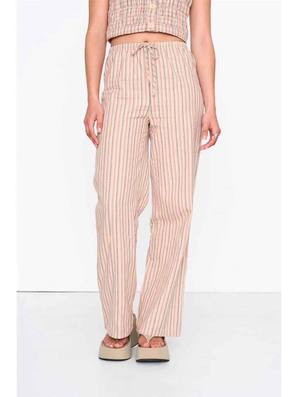 Broek met streepjes