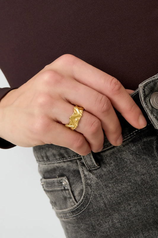 Ring Irrigular shape goud